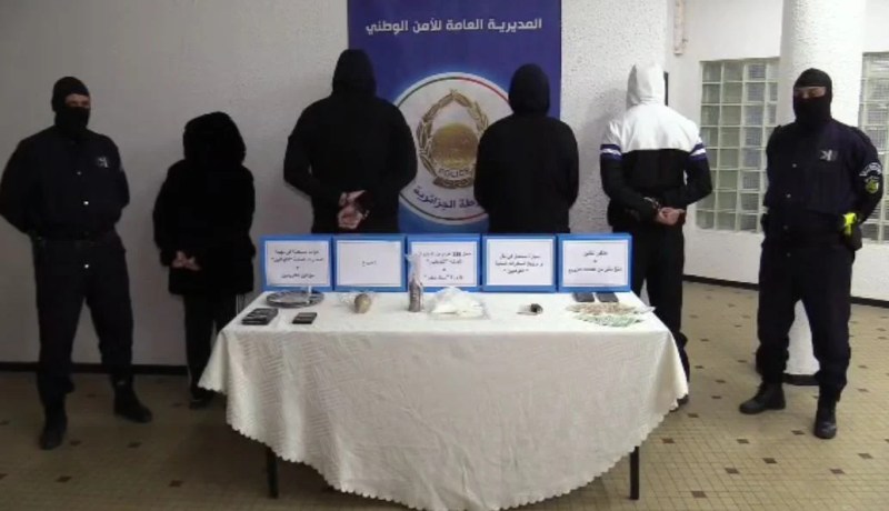 عنابة.. توقيف 3 اشخاص و حجز 239 غرام من الكوكايين