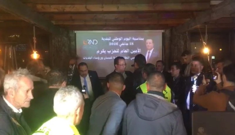 تلمسان.. بودن يشرف على تكريم الأميار وعمال النظافة بمناسبة اليوم الوطني للبلدية