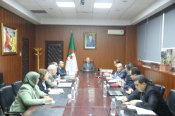 حماية حقوق المرتفقين وتعزيز جودة الخدمة العمومية.. سايحي يترأس اجتماعا هاما