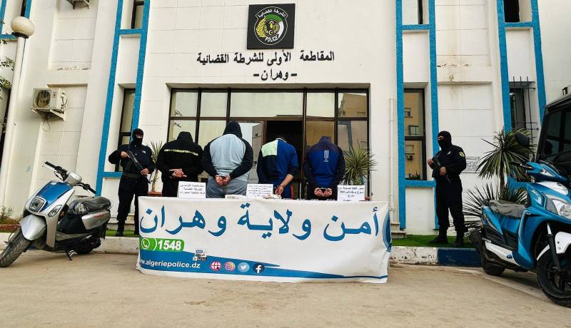 وهران.. توقيف 4 أشخاص وحجز كمية من الكوكايين والمهلوسات