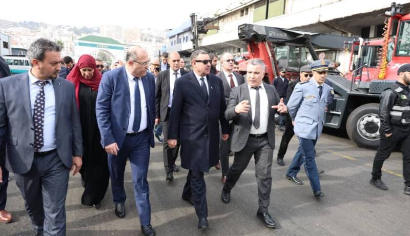 سعيود في زيارة تفتيشية مفاجئة إلى ميناء الجزائر.. وهذا ما أمر به