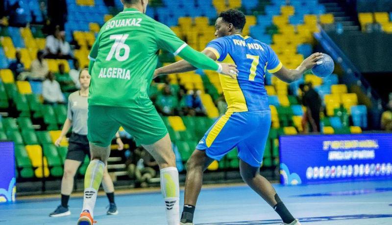 المنتخب الوطني لكرة اليد يحقق فوزًا عريضًا أمام رواندا في البطولة الإفريقية