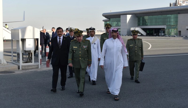 الفريق أول شنقريحة يصل إلى قطر للمشاركة في “ديمدكس 2026”