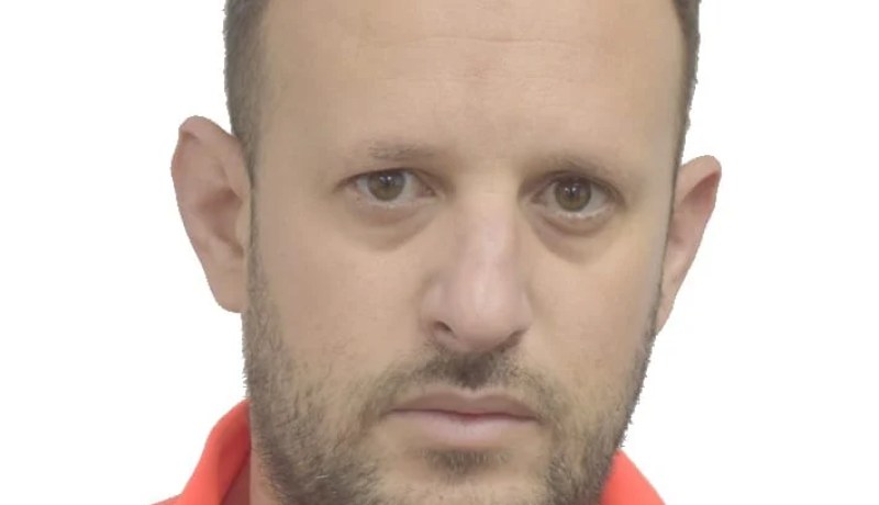 وكيل الجمهورية بمحكمة سيدي امحمد يوجه نداء لضحايا نصّاب بالعاشور