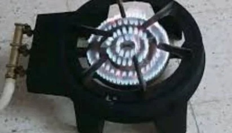 أم البواقي.. وفاة طفل متسمّمًا بالغاز المنبعث من موقد طهي بسوق نعمان