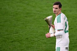 بولبينة: “نهدي التأهل  للشعب الجزائري.. وروح المجموعة صنعت الفارق”