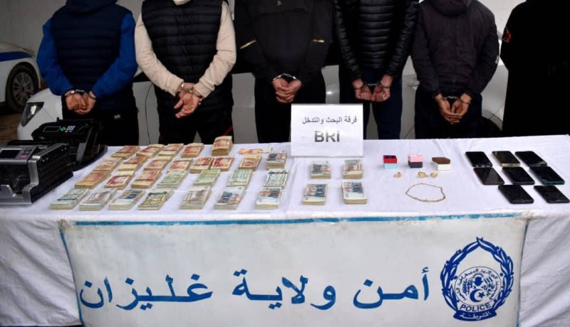 غليزان: توقيف 8 أشخاص كانوا بصدد “الحرقة”