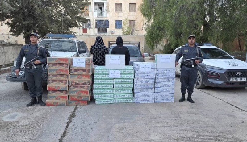 توقيف شخصين وحجز 14 ألف كيس من الشمة بتبسة