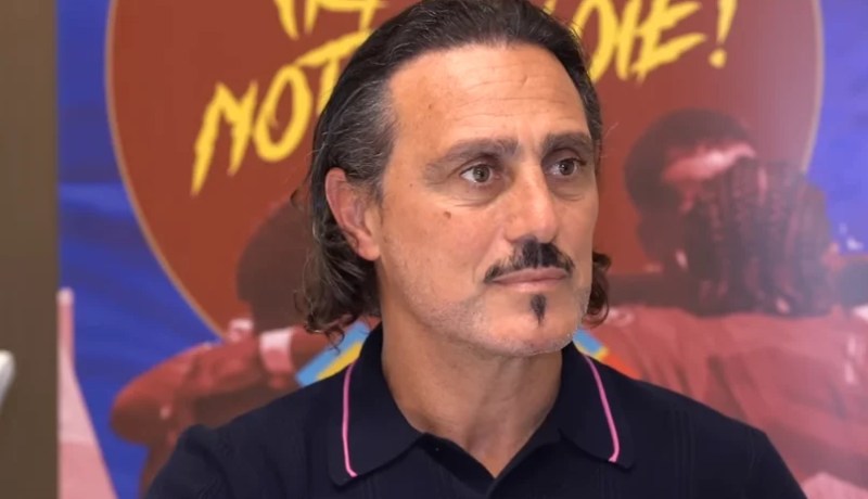 رافاييل حميدي: “المنتخب الجزائري قادر على تقديم الأفضل والأسوأ على حد سواء”