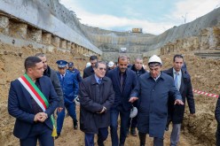 الخط المنجمي الشرقي: جلاوي يشدد على تسريع وتيرة إنجاز الشطر العابر لسوق أهراس