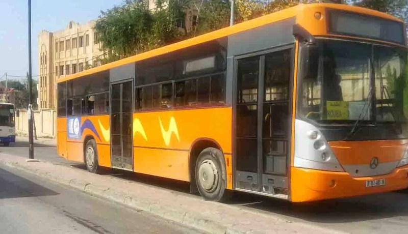 تخصيص 300 حافلة يوميا لنقل المواطنين