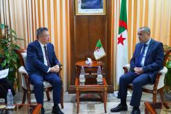 وزير الطاقة يستقبل وفدا من شركة هواوي الصينية ويؤكد..