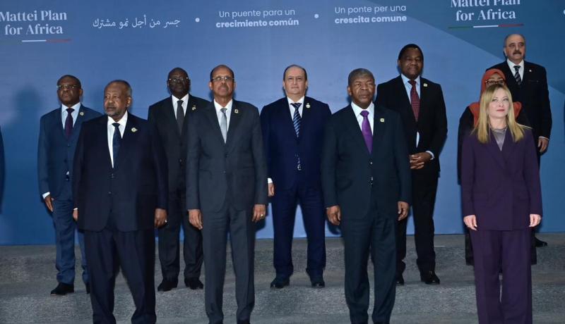 رئيس الجمهورية يجدّد التزام الجزائر بإنجاح الشراكة الإفريقية–الإيطالية ويثمّن خطة “إنريكو ماتي”