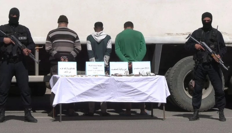 تامنغست.. توقيف 4 أشخاص وحجز ماقيمته أزيد من 26 مليار سنتيم من الذهب