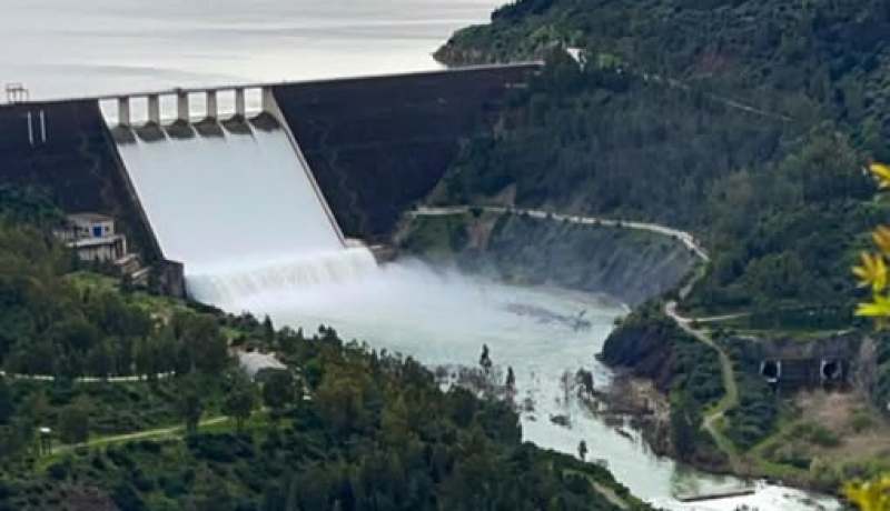 جيجل.. امتلاء سد بني هارون بنسبة 99% وتحذيرات للمواطنين من مخاطر جريان الوادي