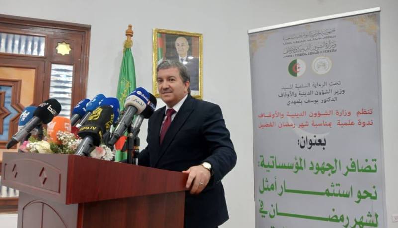 وزير الاتصال يؤكد على تقديم إنتاج سمعي بصري خلال رمضان يعكس قيم المجتمع الجزائري