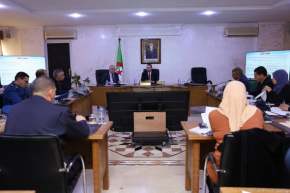 وزير الداخلية يشرف على اجتماع اللجنة الوطنية لتحضير موسم الاصطياف 2026