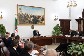 الرئيس تبون يشدّد على توفير ظروف مريحة لرمضان وانعكاس الوفرة على الأسعار