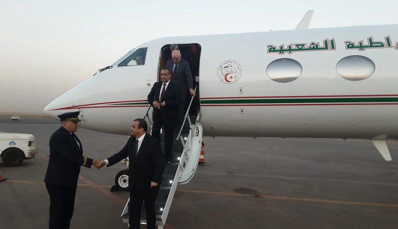 عرقاب يحل بالعاصمة البوركينابية واغادوغو في زيارة عمل