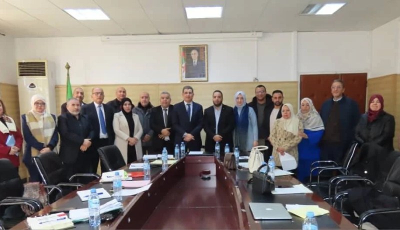 وزير الصحة يلتقي بالنقابة الوطنية للأطباء العامين للصحة العمومية