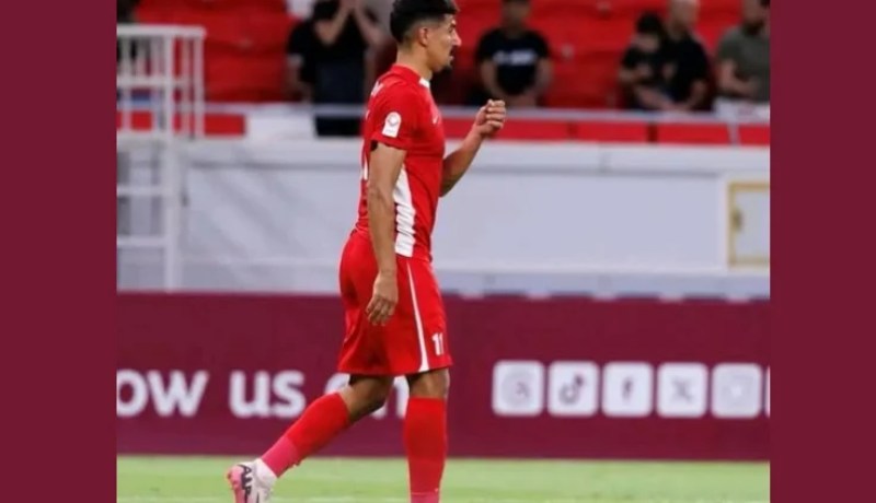 بالفيديو.. بونجاح يُطرد بالبطاقة الحمراء