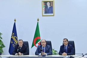 الوزير الاول يشرف على تنصيب لبو محافظا لبنك الجزائر