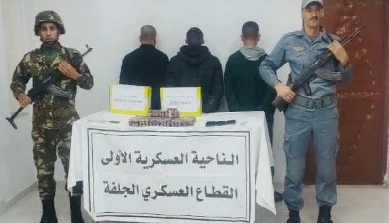 توقيف 3 أشخاص و حجز 3200 قرص مهلوس بالأغواط