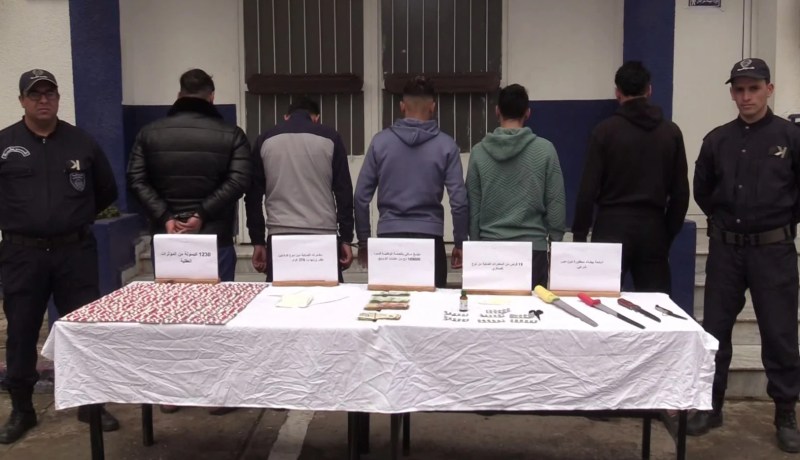 الإطاحة بعصابة إجرامية حاولت اغراق أحياء زرالدة بـ1249 قرص مؤثر عقلي