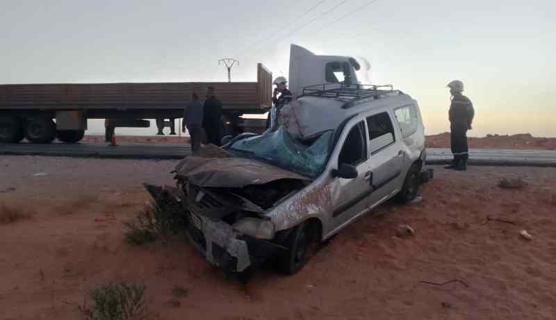 غرداية.. 5 جرحى في اصطدام بين سيارة وشاحنة بالمنصورة