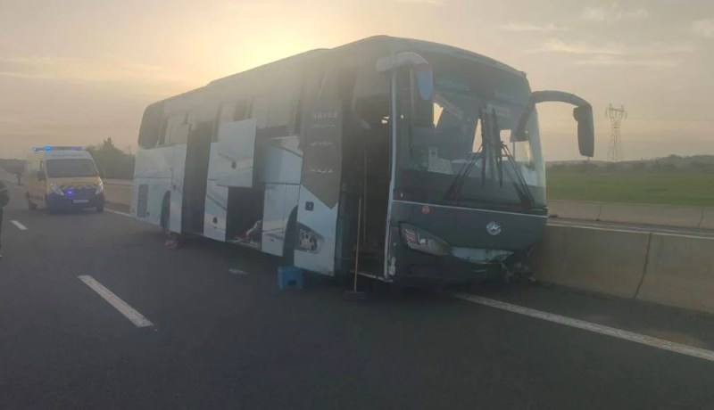 سيدي بلعباس.. 14 جريحا في انحراف حافلة لنقل المسافرين بسيدي علي بوسيدي