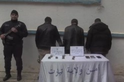 تيارت.. توقيف 3 مُروّجين بحوزتهم 7 صفائح من الكيف بالسوڨر