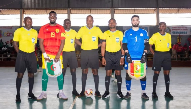 المنتخب الوطني لـ”الفوتسال” يفوز على غينيا ويضع قدما في “الكان”