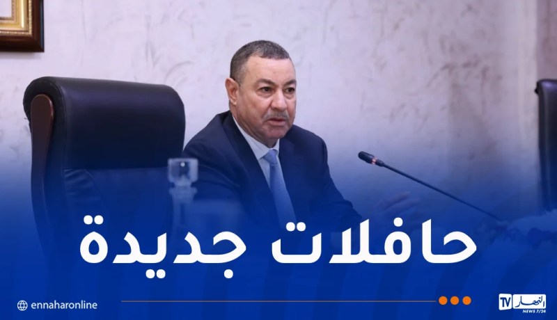 سعيود يترأس اجتماعا لتجديد حظيرة النقل بعد استيراد 10 آلاف حافلة