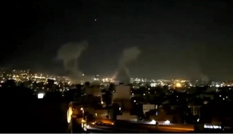 الكيان الصهيوني يشُن هجوما ويقصف إيران