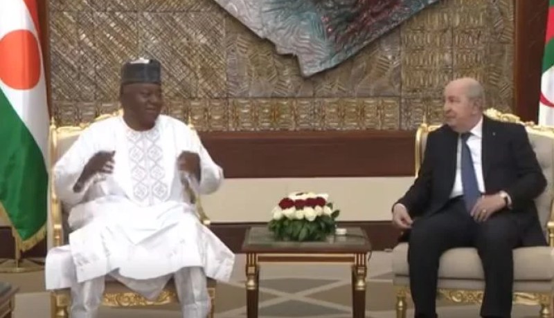 الرئيس تبون يجري محادثات على انفراد مع نظيره النيجري
