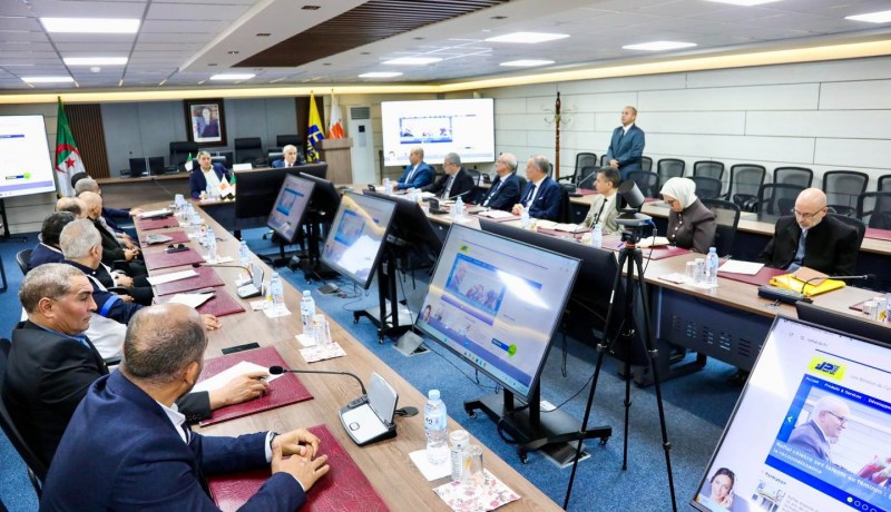 نفطال تجتمع مع نقابات الناقلين بسيارات الأجرة..هذا ما تم الاتفاق عليه