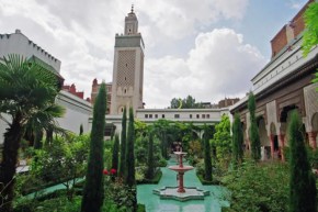 هذا هو موعد أول أيام عيد الفطر المبارك في فرنسا