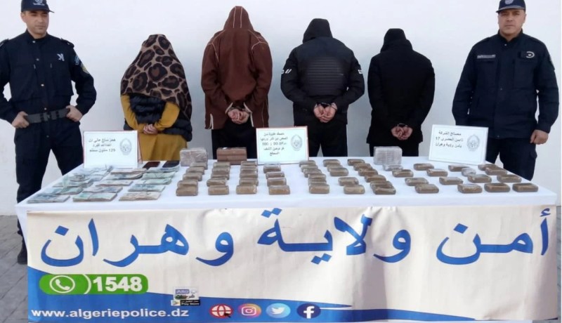 وهران.. إيداع جماعة أشرار استغلت 3 شقق لإخفاء المخدرات