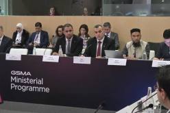 وزير البريد يشارك في المؤتمر العالمي للموبايل ببرشلونة