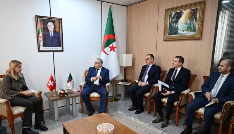 الجزائر وسويسرا يبحثان تعزيز التعاون والشراكة