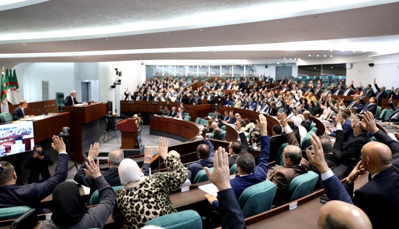 البرلمان يُصادق على الأحكام محل الخلاف في نص قانون المرور