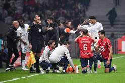 ماندي وبن طالب يقدمان أداءً لافتًا رغم خسارة ليل أمام أستون فيلا