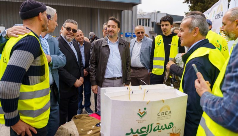 مولى يشرف على توزيع 5 آلاف كسوة عيد لفائدة الأيتام عبر 40 ولاية