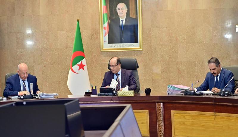 مشاريع هامة على طاولة الوزير الأول