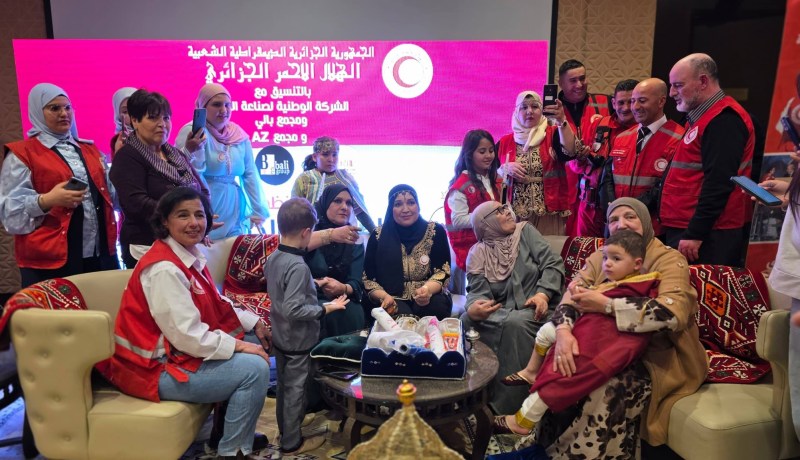 الهلال الأحمر الجزائري ينظم حفل ختان جماعي للأطفال