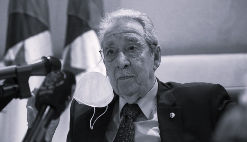 وزير الاتصال يعزي في وفاة الديبلوماسي نور الدين جودي