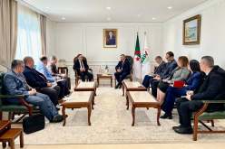 ركاش يبحث تجسيد فرص استثمارية للشركة القابضة الجزائرية للتخصصات الكيمياوية