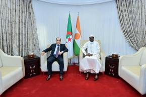 الوزير الأول يجري محادثات ثنائية على انفراد مع نظيره النيجري