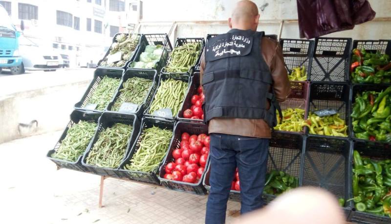 عيد الفطر..أعوان الرقابة يواصلون متابعة مدى التزام التجار بنظام المداومة