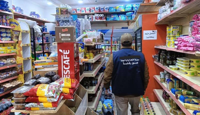 55.735 تاجرًا استجابوا لنظام المداومة في ثاني أيام العيد